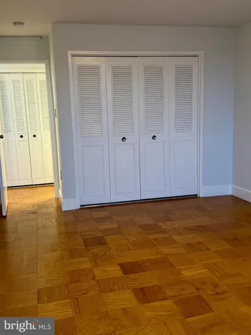 $1,900 | 10201 Grosvenor Place, Unit 1618, Rockville, MD 20852