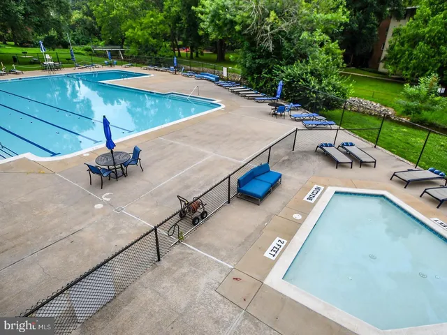 $1,900 | 10201 Grosvenor Place, Unit 1618, Rockville, MD 20852