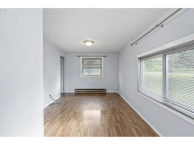 $285,000 | 186 Northeast Sandy Terrace, Myrtle Creek, OR 97457