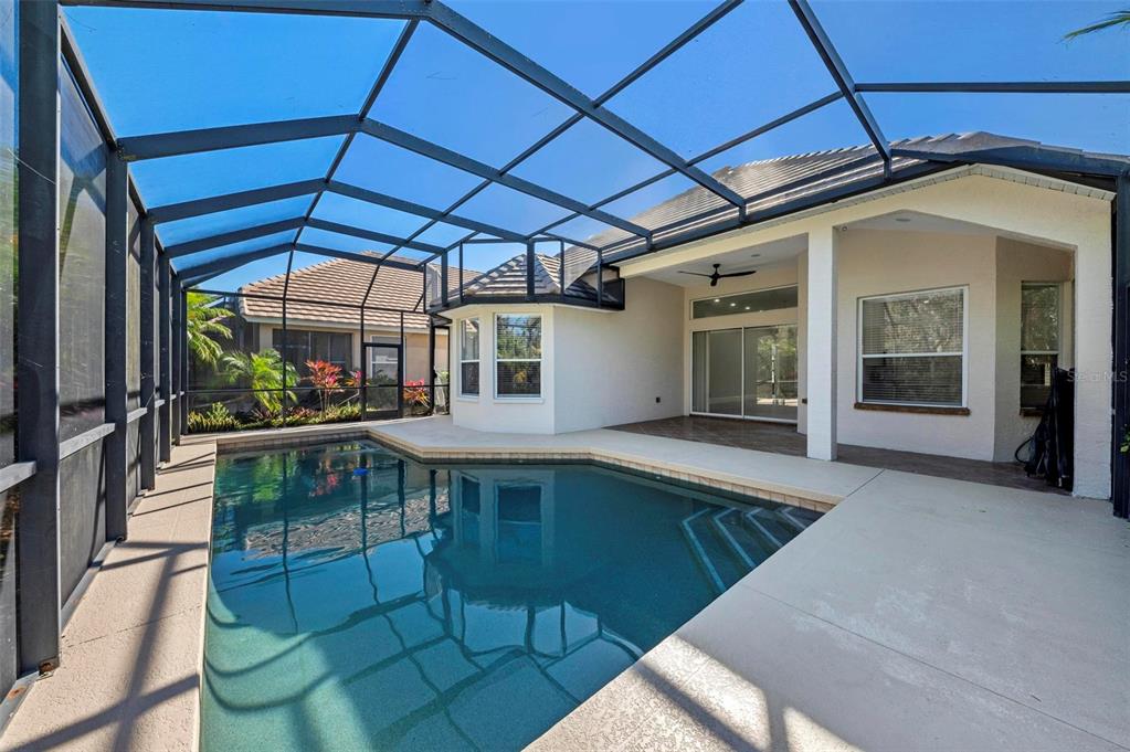 6639 Pebble Beach Way Lakewood Ranch, FL 34202 - Photo 31 of 32