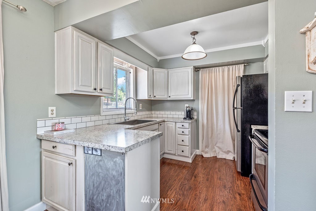 3246 Laurel Road Longview, WA 98632 - Photo 14 of 32 Gallery Image 14