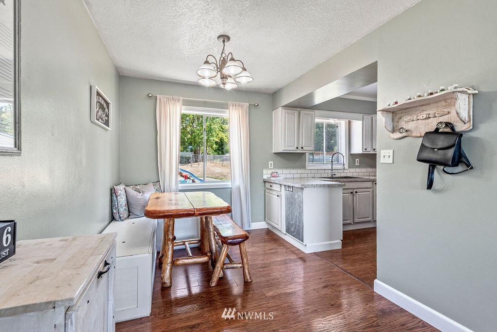 3246 Laurel Road Longview, WA 98632 - Photo 10 of 32 Gallery Image 10