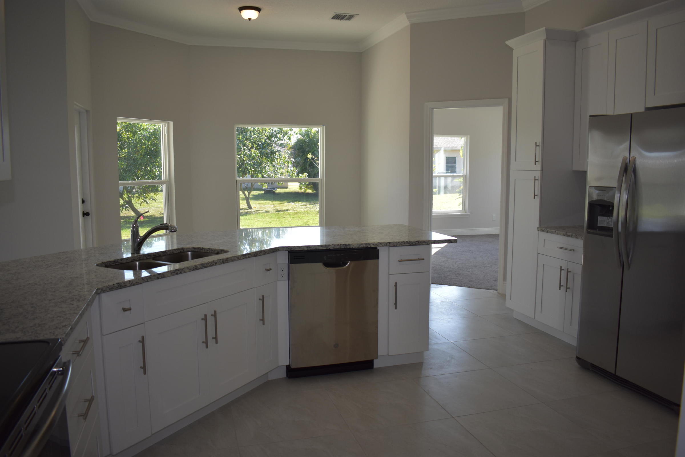 4317 Southwest Jarmer Road Port St. Lucie, FL 34953 - Photo 5 of 28 G6