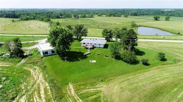 $458,150 | 893 Northwest 75th Street, Gilman City, MO 64642