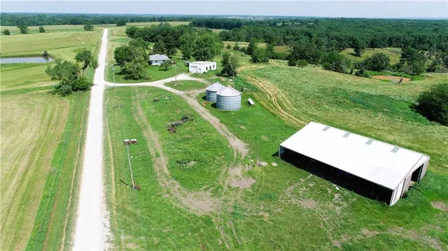 $458,150 | 893 Northwest 75th Street, Gilman City, MO 64642