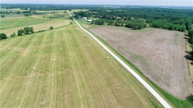 $458,150 | 893 Northwest 75th Street, Gilman City, MO 64642