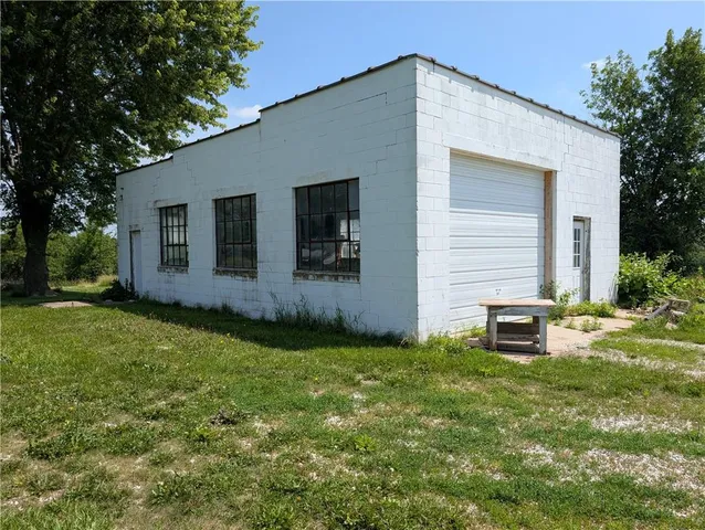 $458,150 | 893 Northwest 75th Street, Gilman City, MO 64642