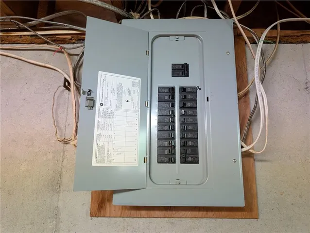 $458,150 | 893 Northwest 75th Street, Gilman City, MO 64642