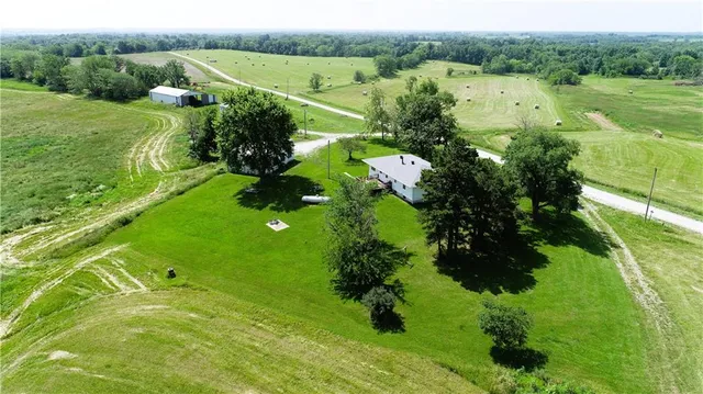 $458,150 | 893 Northwest 75th Street, Gilman City, MO 64642