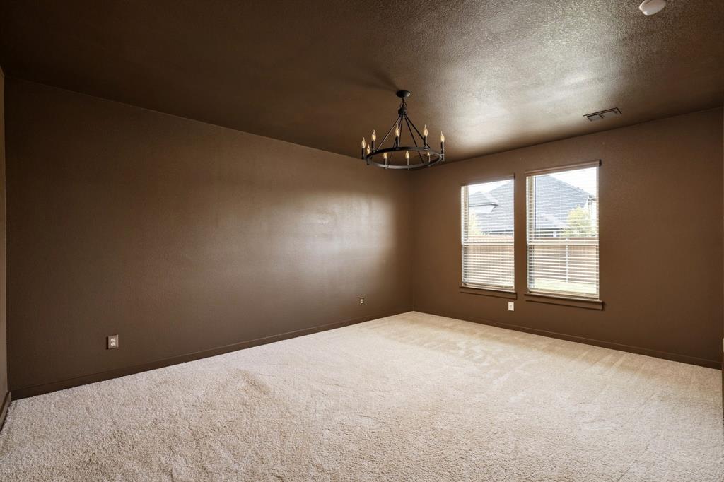 14720 Bandana Road Fort Worth, TX 76052 - Photo 13 of 31 Gallery Image 13