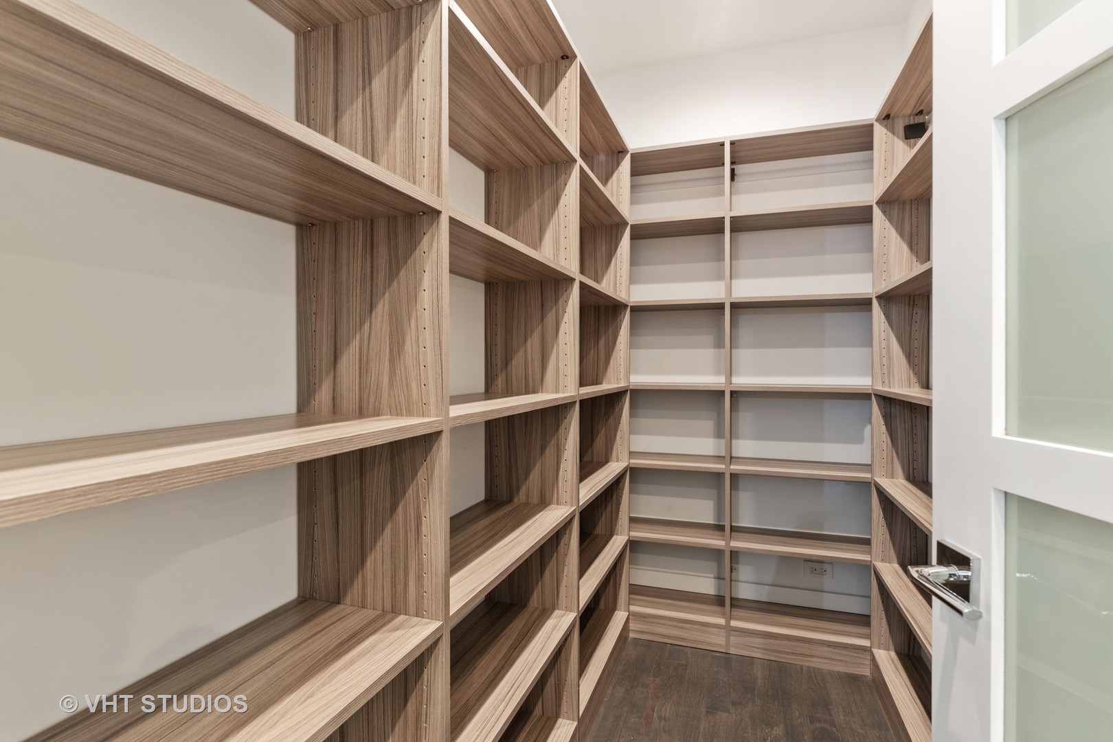 558 Willow Road Winnetka, IL 60093 - Photo 8 of 43 a view of walk in closet with empty racks