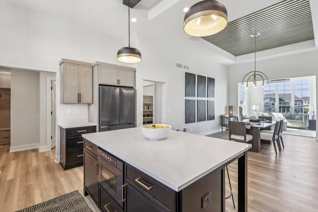 $1,374,900 | 1103 Moll Drive, Waunakee, WI 53597