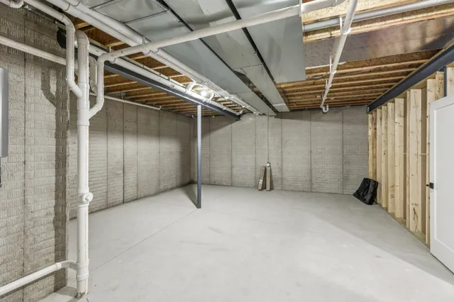 $1,374,900 | 1103 Moll Drive, Waunakee, WI 53597