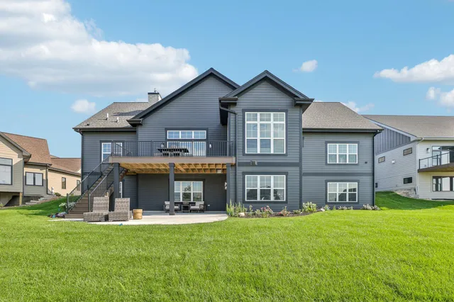 $1,374,900 | 1103 Moll Drive, Waunakee, WI 53597