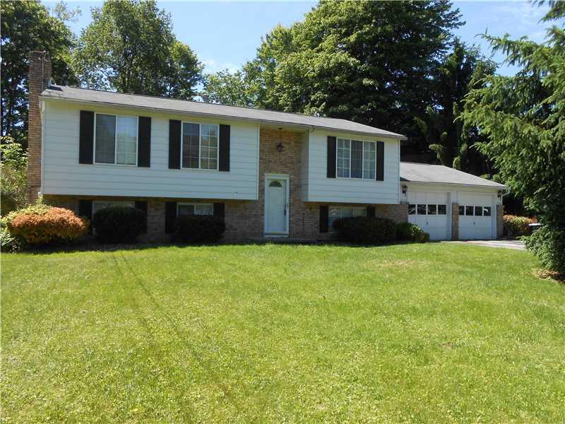 144 Shenango Road New Castle, PA 16105 - Photo 1 of 17 Exterior Front.