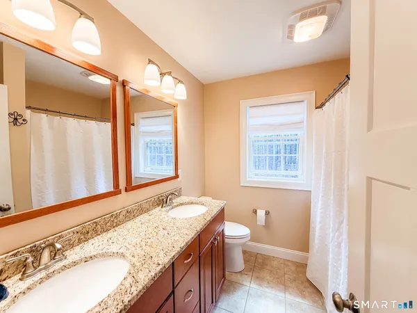 $525,000 | 747 Allen Hill Road, Brooklyn, CT 06234