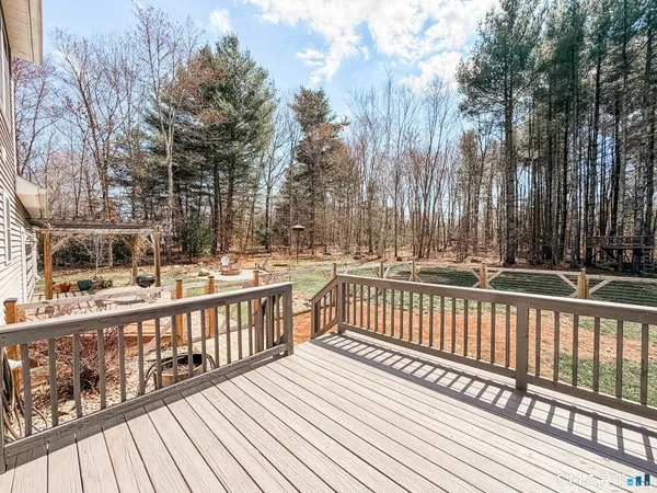 $525,000 | 747 Allen Hill Road, Brooklyn, CT 06234