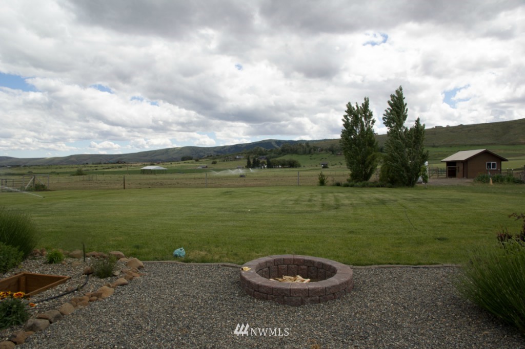4150 Robinson Canyon Road Ellensburg, WA 98926 - Photo 13 of 14