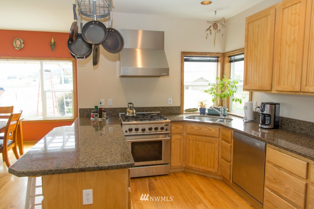 4150 Robinson Canyon Road Ellensburg, WA 98926 - Photo 3 of 14