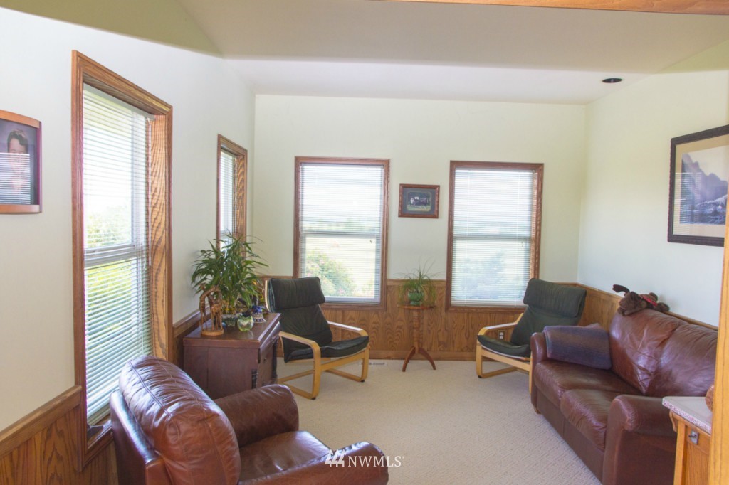 4150 Robinson Canyon Road Ellensburg, WA 98926 - Photo 7 of 14