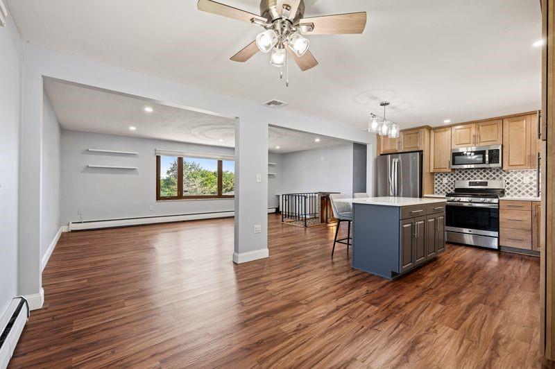 142 Wray Large Road Clairton, PA 15025 - Photo 5 of 33 Gallery Image 5