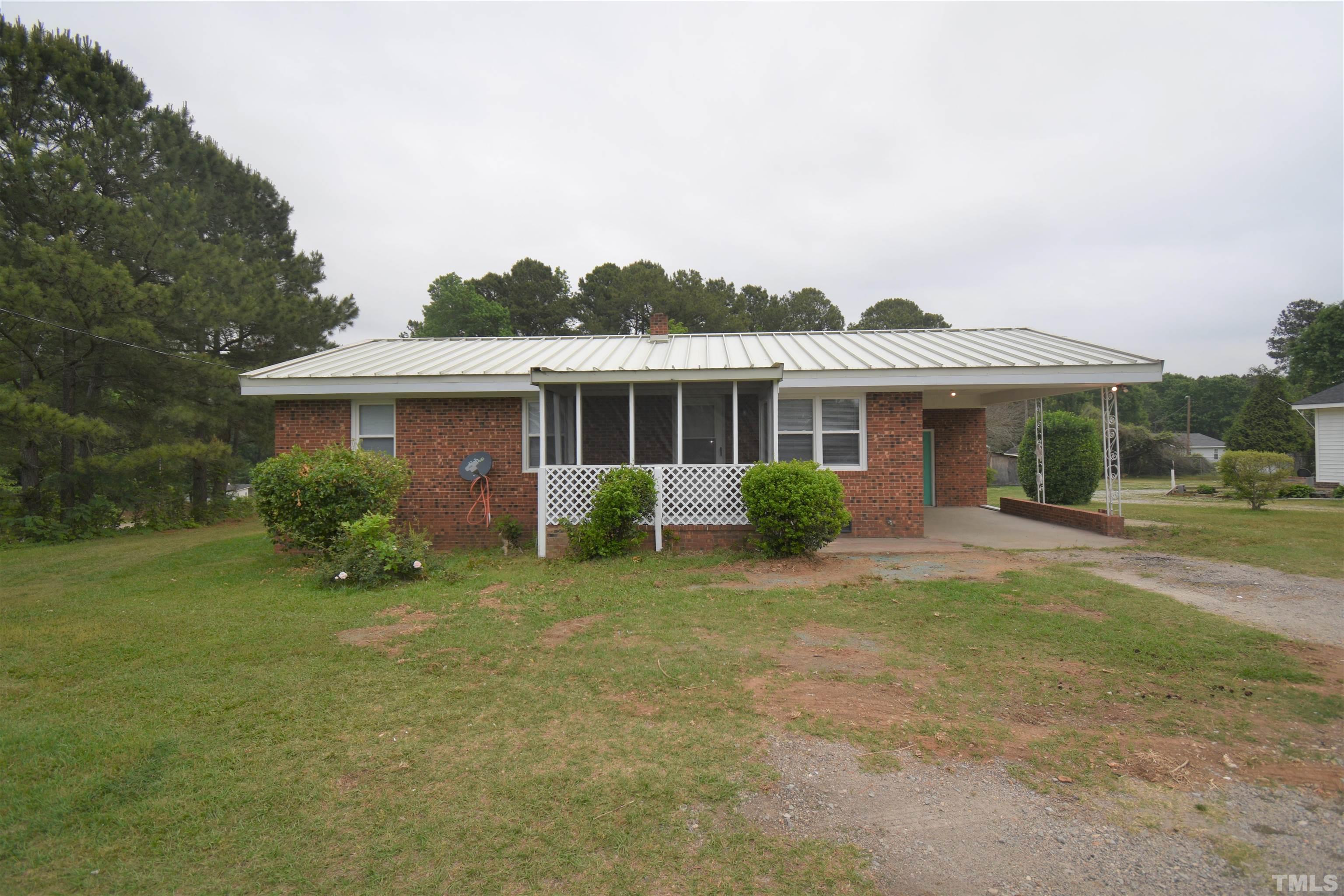 924 Government Road Clayton, NC 27520 - Photo 4 of 20 Gallery Image 4