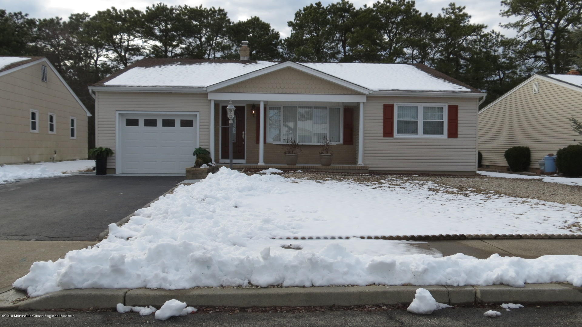 25 Oakfield Road Toms River, NJ 08757 - Photo 2 of 28 IMG_3802