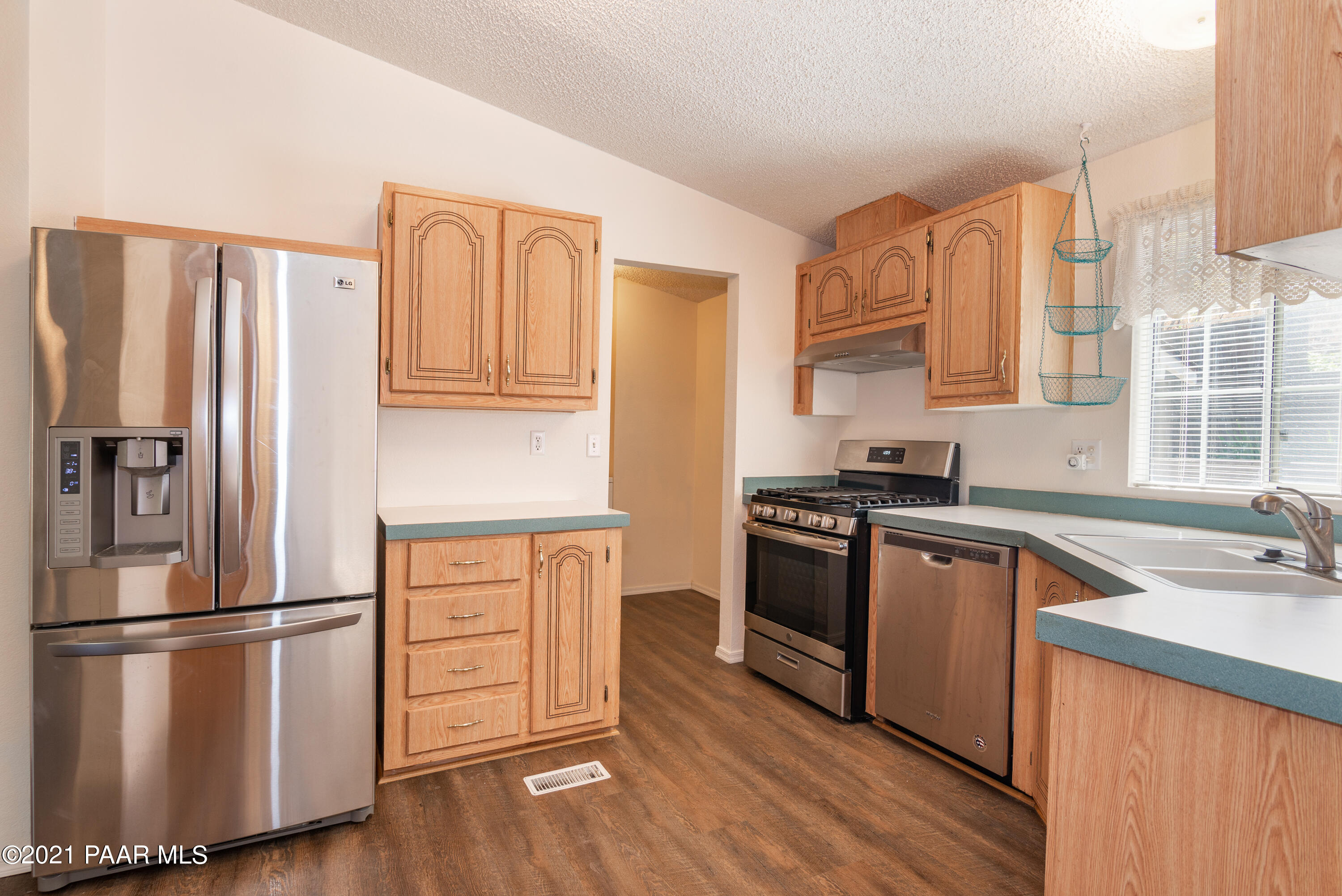 515 South Overland Road Prescott, AZ 86303 - Photo 11 of 26 DSC_3877a