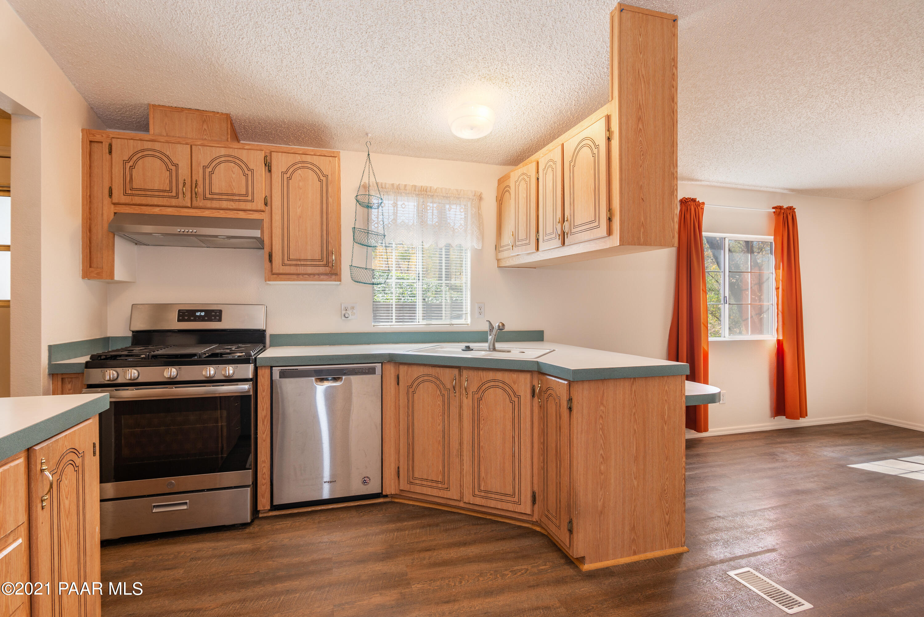 515 South Overland Road Prescott, AZ 86303 - Photo 10 of 26 DSC_3880a