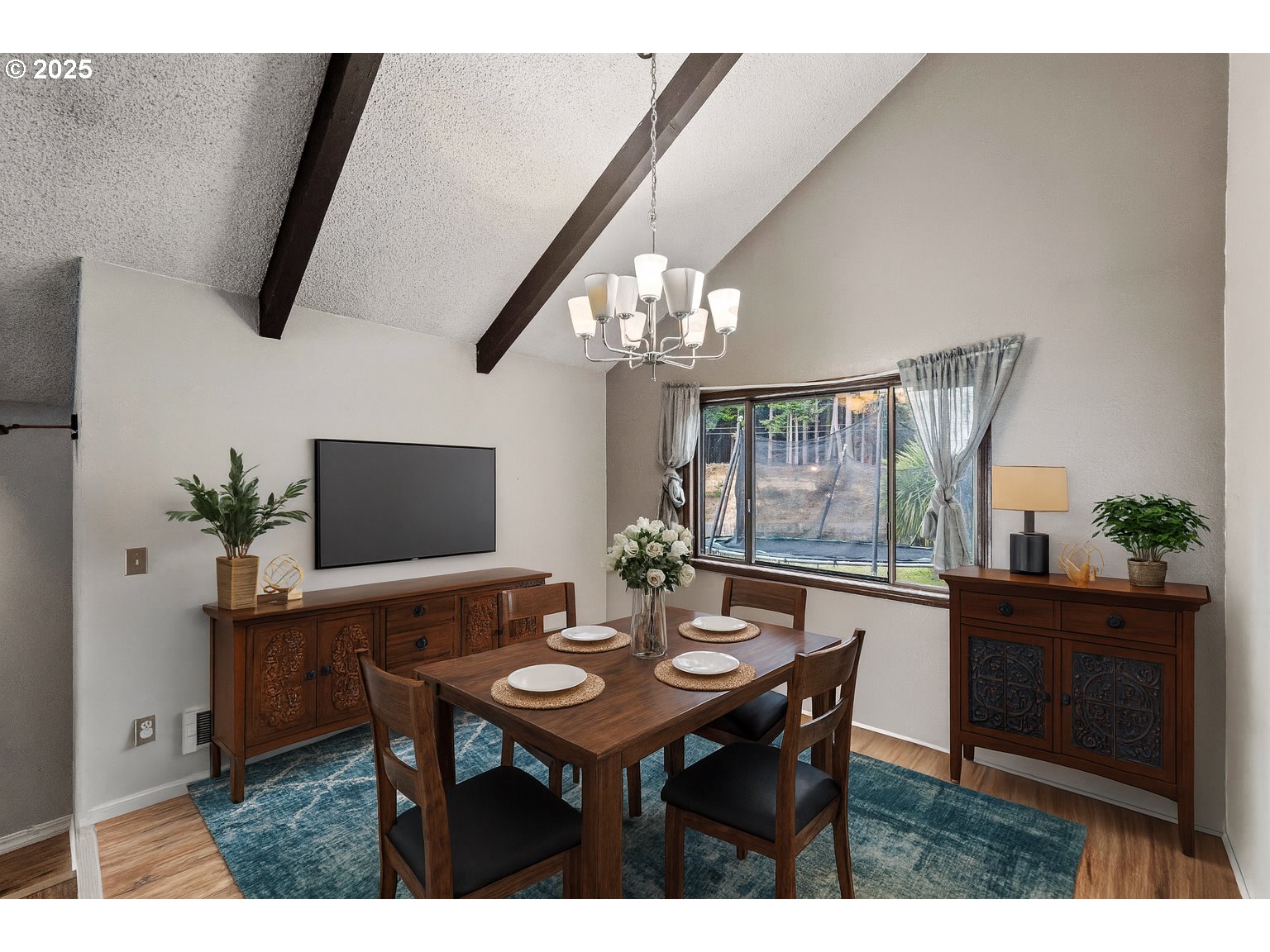 1358 Scott Lane North Bend, OR 97459 - Photo 11 of 43