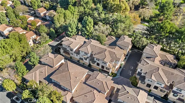 $1,048,000 | 68 Dovetail, Irvine, CA 92603