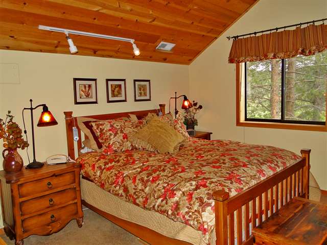 11410 Bennett Flat Road Truckee, CA 96161 - Photo 6 of 9 Gallery Image 6