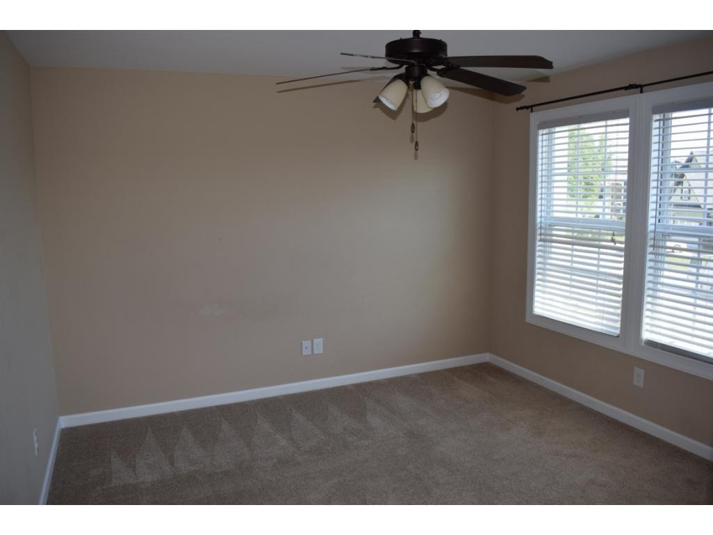2432 Edinburgh Channel Road Kingsport, TN 37664 - Photo 31 of 34 Bedroom 4