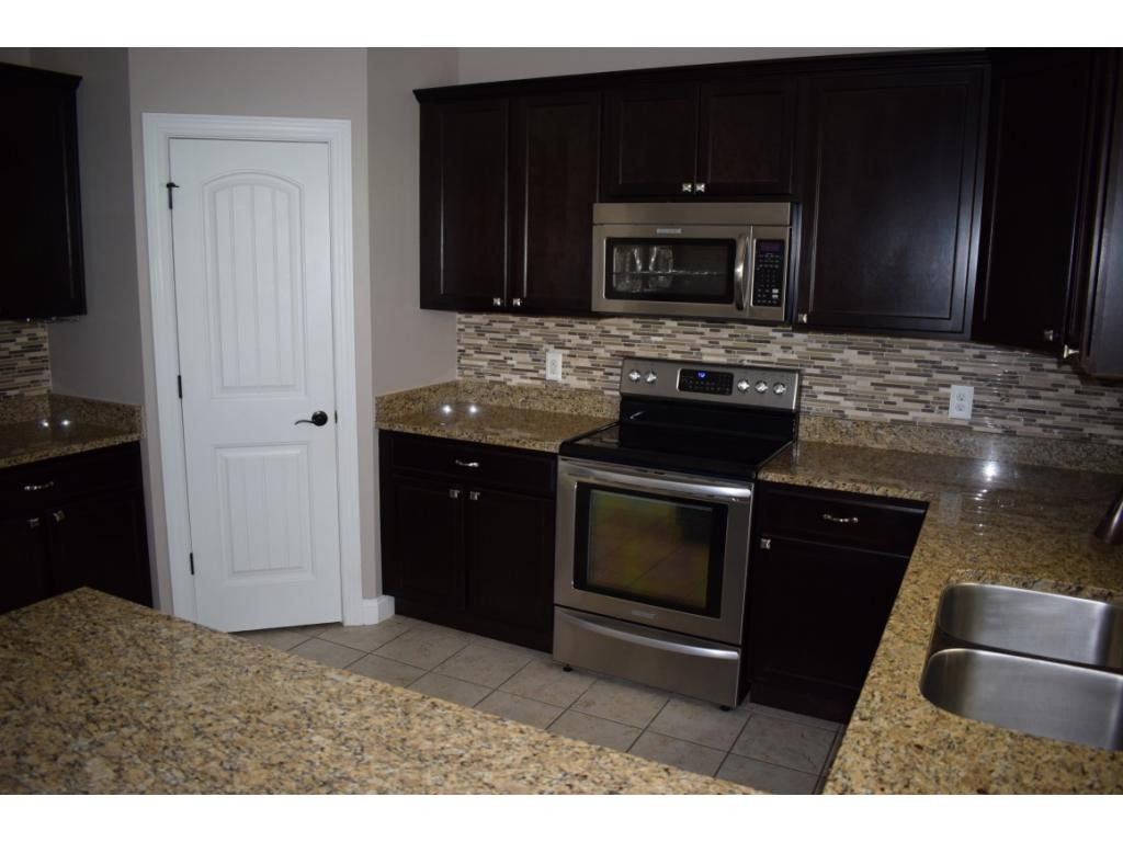 Large Corner Pantry
