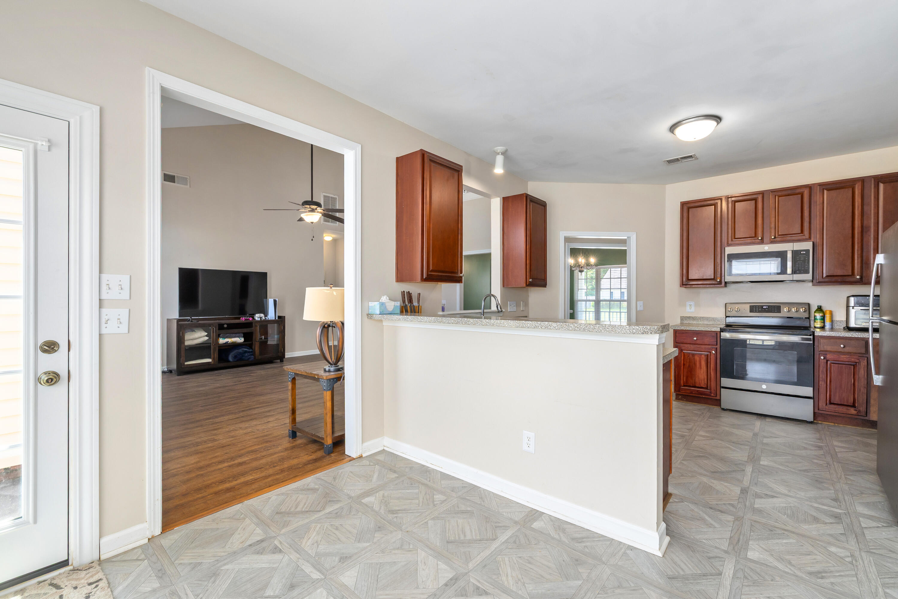 595 Batty Way Sumter, SC 29154 - Photo 10 of 41