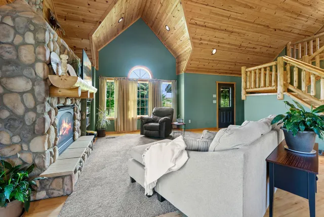 $635,000 | 2419 230th Avenue, St. Croix Falls, WI 54024