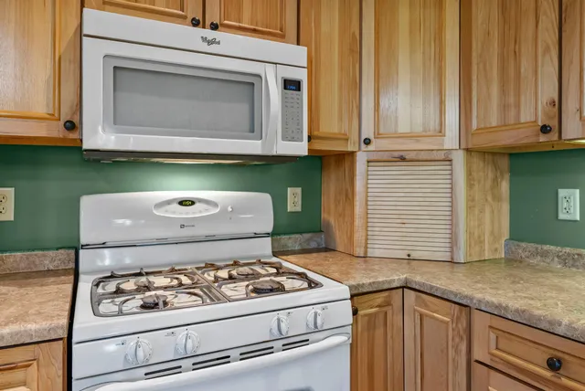 $635,000 | 2419 230th Avenue, St. Croix Falls, WI 54024