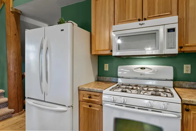 $635,000 | 2419 230th Avenue, St. Croix Falls, WI 54024