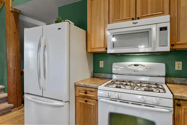 $635,000 | 2419 230th Avenue, St. Croix Falls, WI 54024