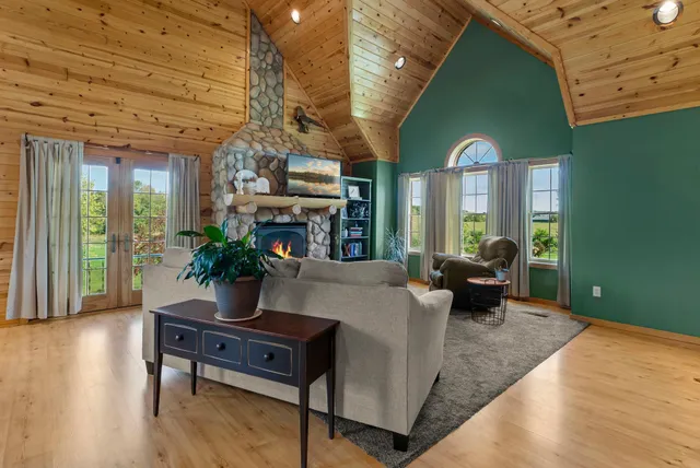 $635,000 | 2419 230th Avenue, St. Croix Falls, WI 54024