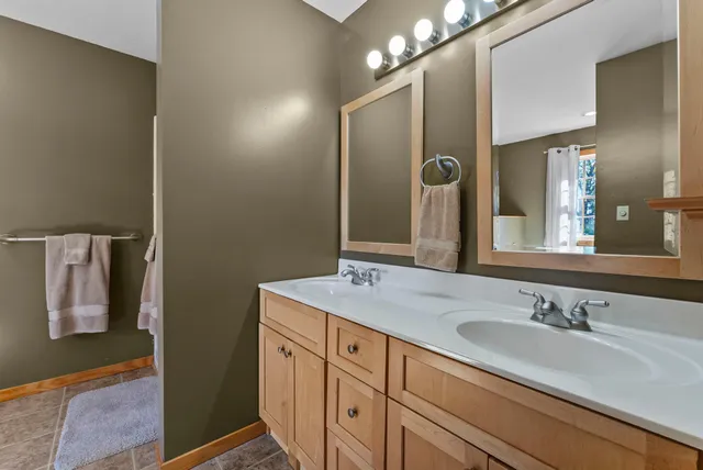 $635,000 | 2419 230th Avenue, St. Croix Falls, WI 54024