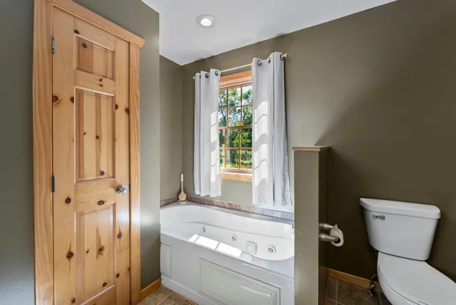 $635,000 | 2419 230th Avenue, St. Croix Falls, WI 54024