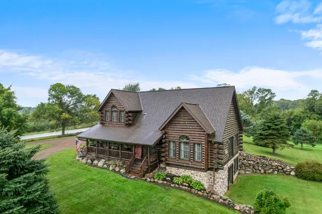 $635,000 | 2419 230th Avenue, St. Croix Falls, WI 54024