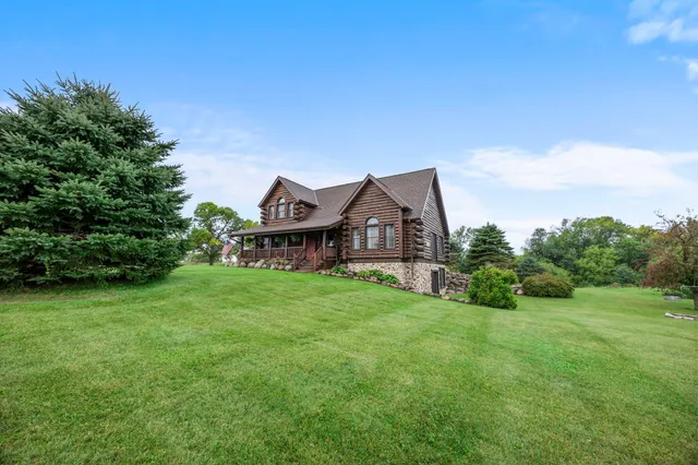 $635,000 | 2419 230th Avenue, St. Croix Falls, WI 54024