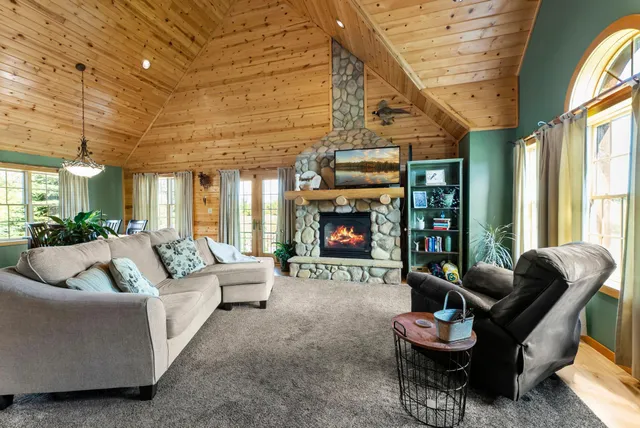 $635,000 | 2419 230th Avenue, St. Croix Falls, WI 54024