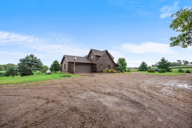 $635,000 | 2419 230th Avenue, St. Croix Falls, WI 54024