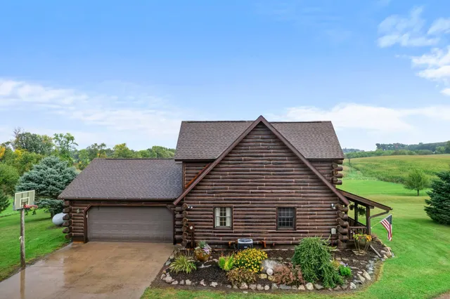 $635,000 | 2419 230th Avenue, St. Croix Falls, WI 54024