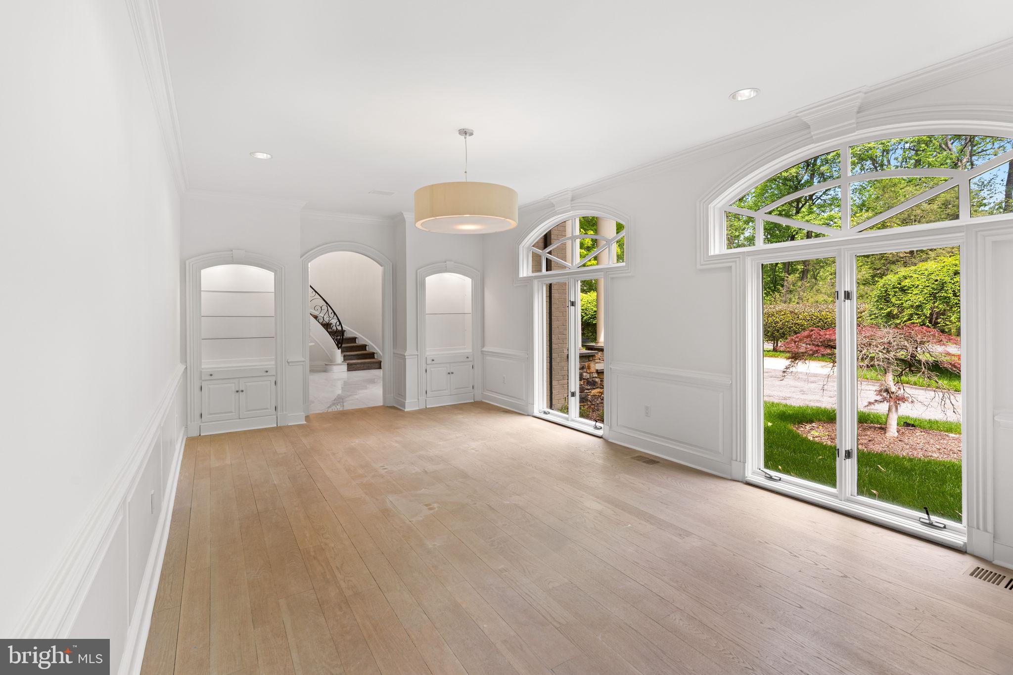 10823 Lockland Road Potomac, MD 20854 - Photo 15 of 97