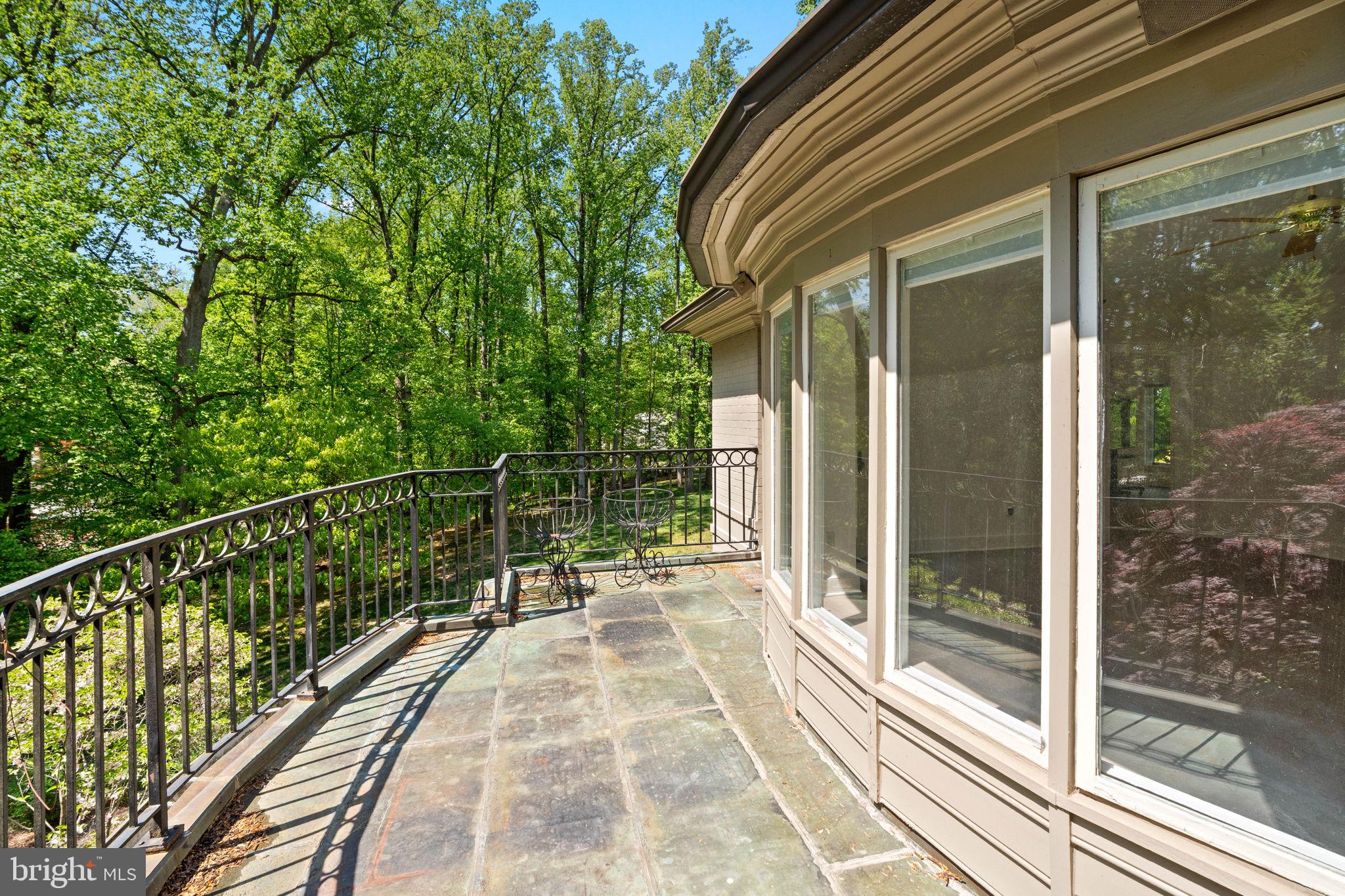 10823 Lockland Road Potomac, MD 20854 - Photo 42 of 97