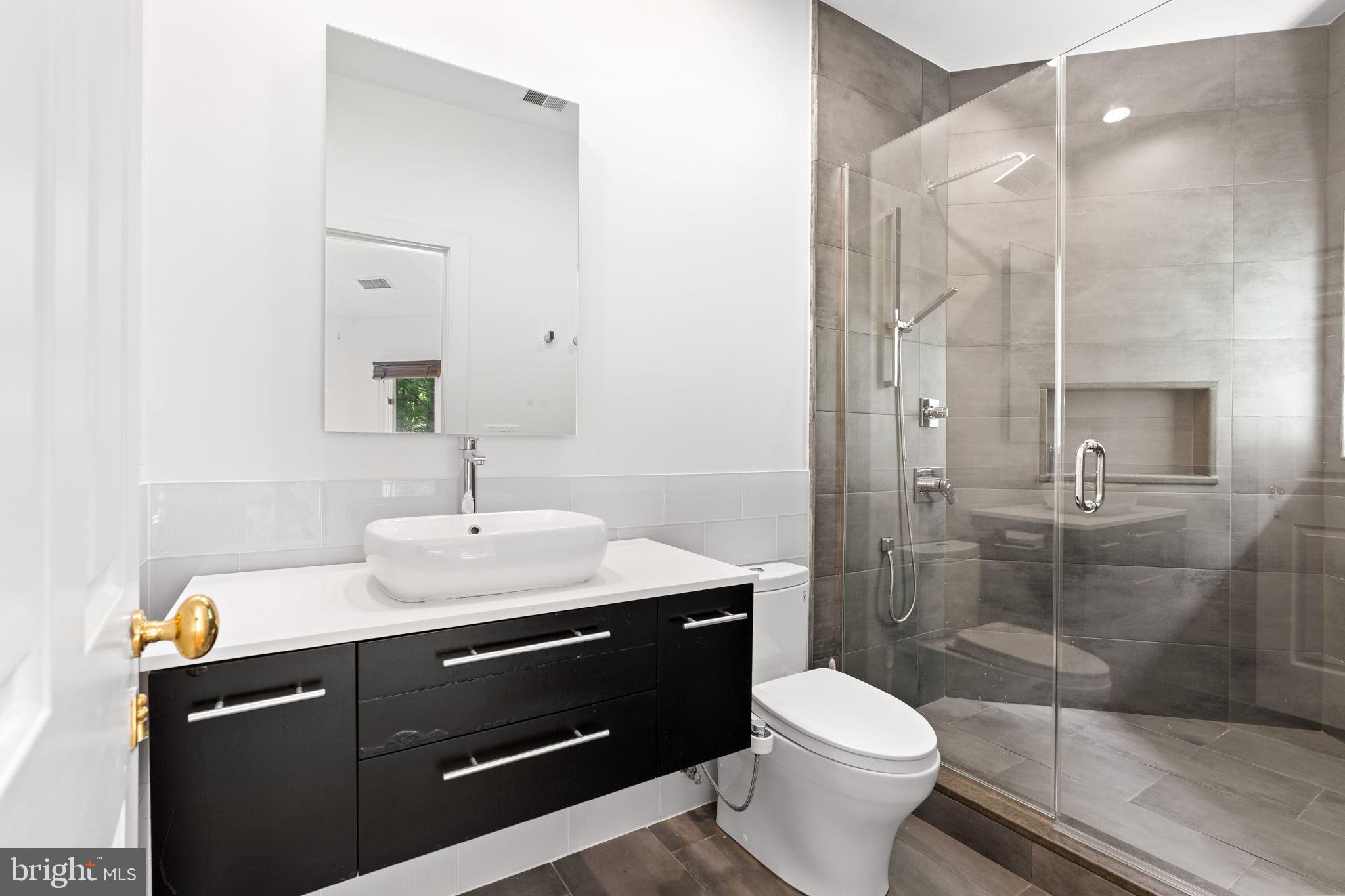 10823 Lockland Road Potomac, MD 20854 - Photo 69 of 102